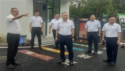 遂寧興業(yè)集團召開“問題大排查、作風大整治、工作大提升”專項行動現場推進會